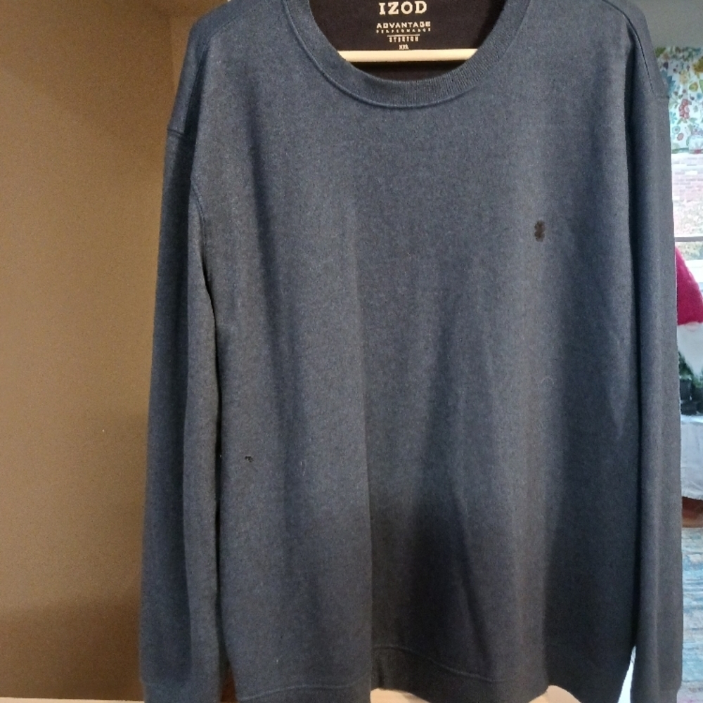 IZOD Men's Blue Sweater
